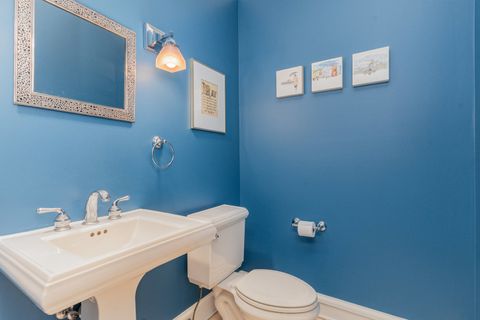 Tiny photo for 635 W Briar Place #3W, Chicago, IL 60657 (MLS # 12478857)