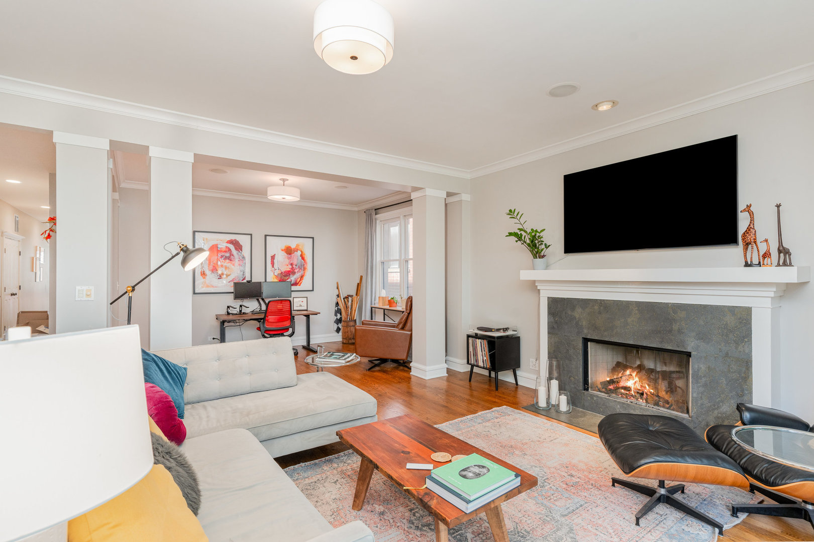 635 W Briar Place 3W