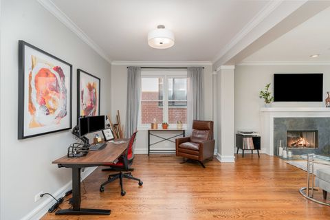Tiny photo for 635 W Briar Place #3W, Chicago, IL 60657 (MLS # 12478857)