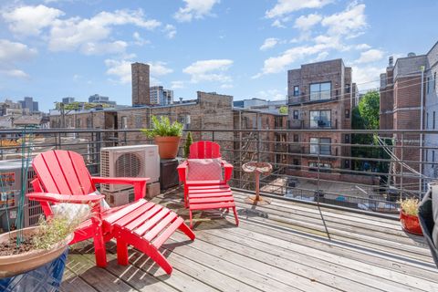 Tiny photo for 635 W Briar Place #3W, Chicago, IL 60657 (MLS # 12478857)
