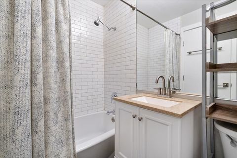 Tiny photo for 680 N Green Street #412, Chicago, IL 60642 (MLS # 12583001)