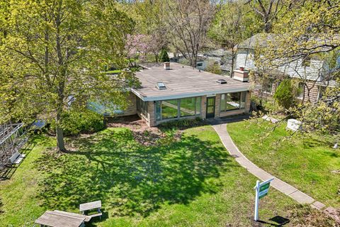 Tiny photo for 59 Cora Avenue, Fox Lake, IL 60020 (MLS # 12628073)