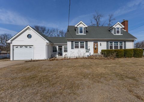 Photo of 1600 3rd Street, Camanche, IA 52730 (MLS # 12570142)