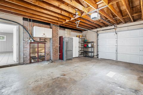 Tiny photo for 627 E Davis Street, Arlington Heights, IL 60005 (MLS # 12622035)