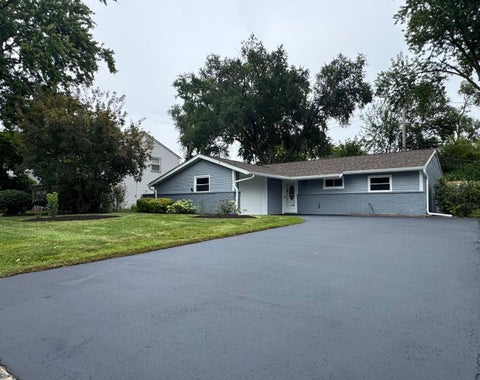 Photo of 144 N Pinecrest Road, Bolingbrook, IL 60440 (MLS # 12748418)