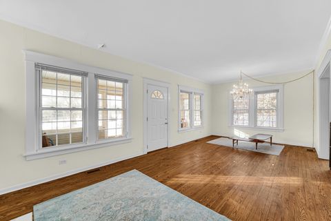 Tiny photo for 831 W North Street, Hinsdale, IL 60521 (MLS # 12552765)