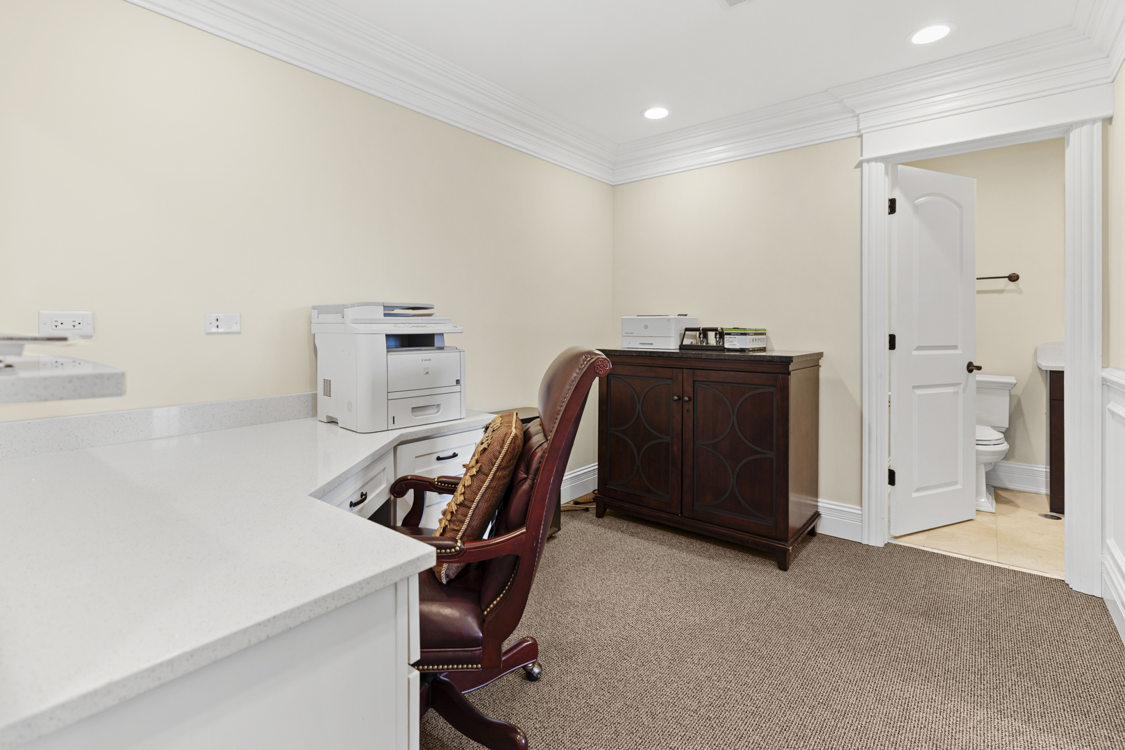 10005 S Roberts Road