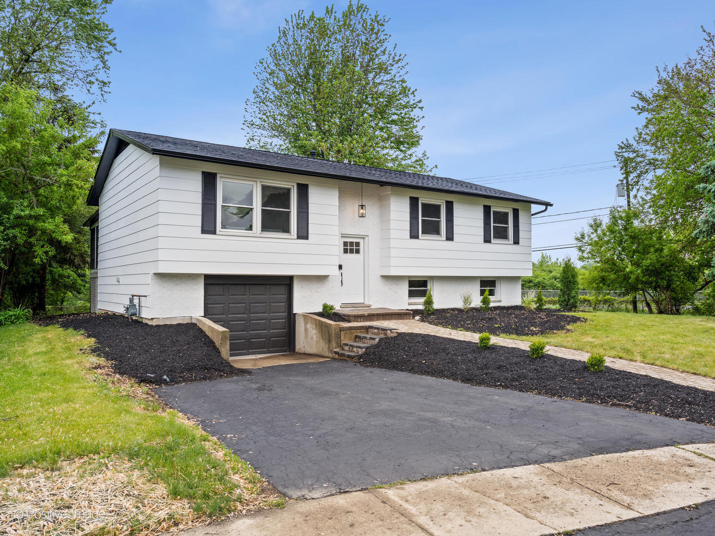 6950 Longmeadow Lane