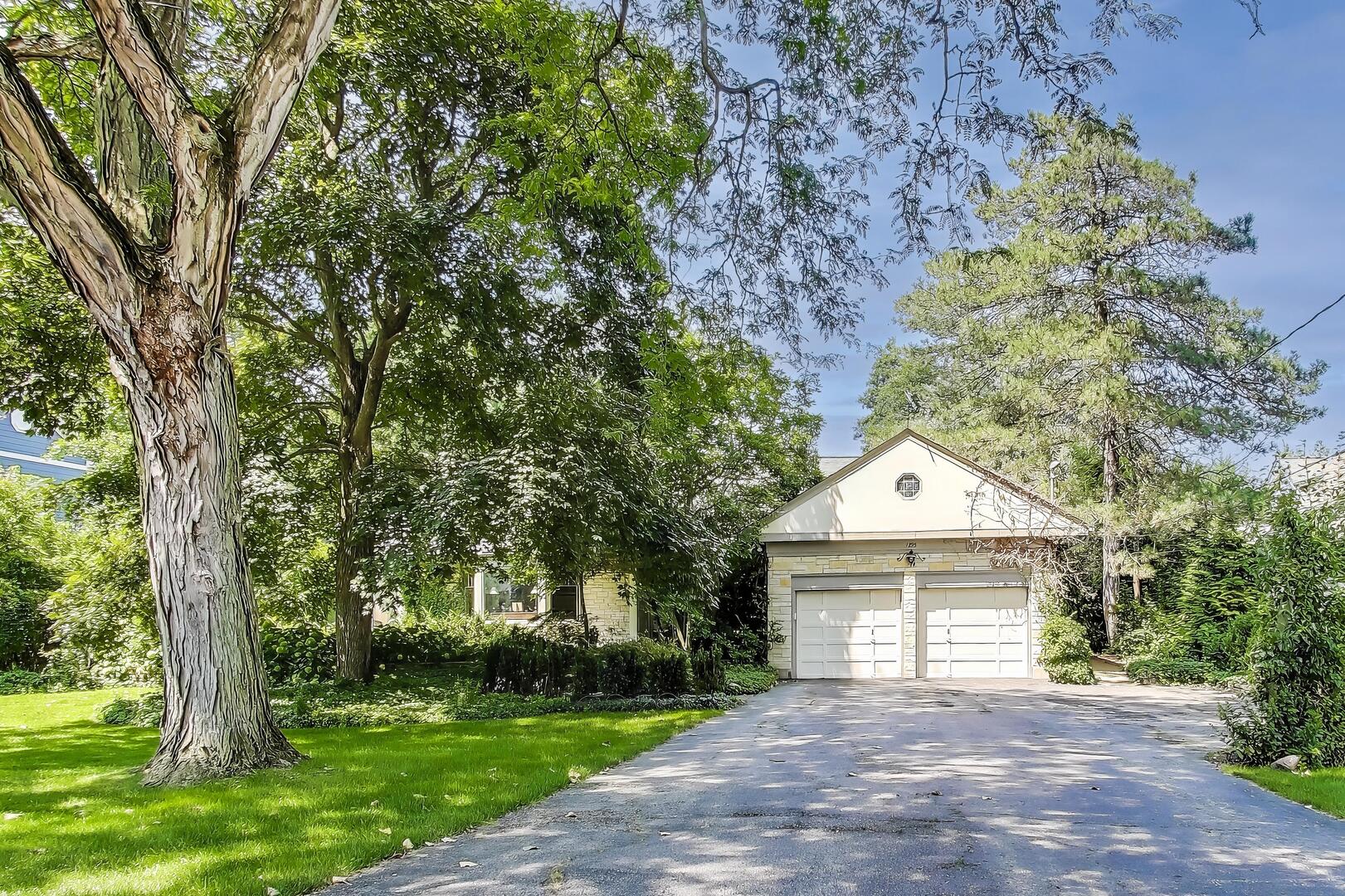1295 Sunview Lane