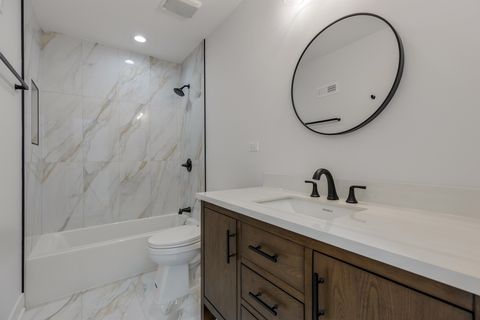 Tiny photo for 1522 W Wolfram Street, Chicago, IL 60657 (MLS # 12323600)