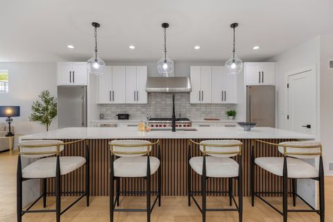 Tiny photo for 1522 W Wolfram Street, Chicago, IL 60657 (MLS # 12323600)
