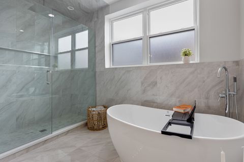 Tiny photo for 1522 W Wolfram Street, Chicago, IL 60657 (MLS # 12323600)