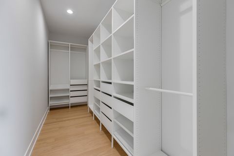Tiny photo for 1522 W Wolfram Street, Chicago, IL 60657 (MLS # 12323600)