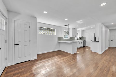 Tiny photo for 7704 S Kilpatrick Avenue, Chicago, IL 60652 (MLS # 12490594)