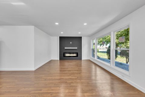Tiny photo for 7704 S Kilpatrick Avenue, Chicago, IL 60652 (MLS # 12490594)