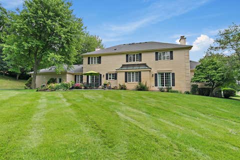 Tiny photo for 2701 Crystal Way, Crystal Lake, IL 60012 (MLS # 12732513)
