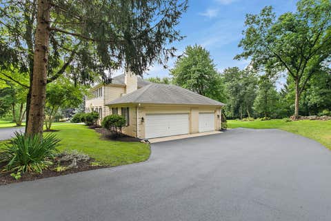 Tiny photo for 2701 Crystal Way, Crystal Lake, IL 60012 (MLS # 12732513)