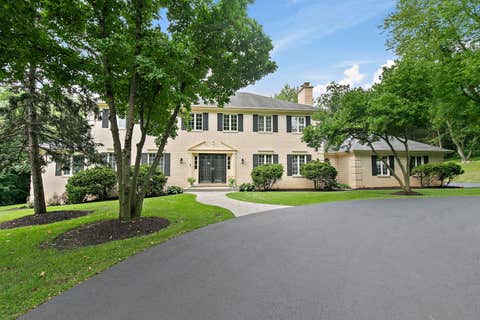 Photo of 2701 Crystal Way, Crystal Lake, IL 60012 (MLS # 12732513)