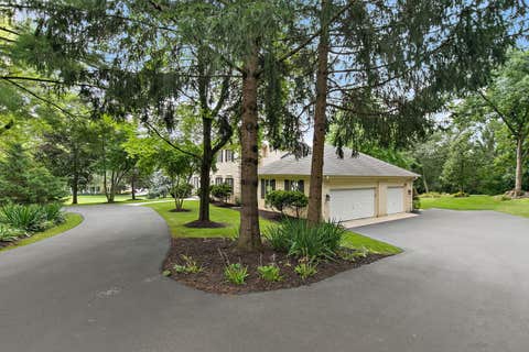 Tiny photo for 2701 Crystal Way, Crystal Lake, IL 60012 (MLS # 12732513)