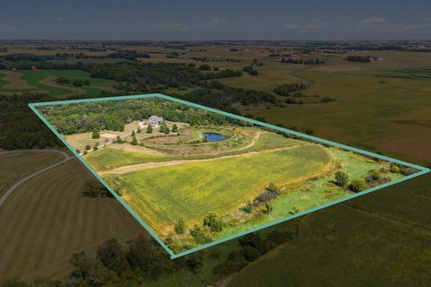 Tiny photo for 638 W Cedarville Road, Freeport, IL 61032 (MLS # 12565957)