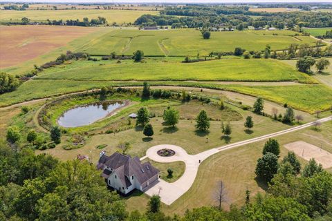 Tiny photo for 638 W Cedarville Road, Freeport, IL 61032 (MLS # 12565957)