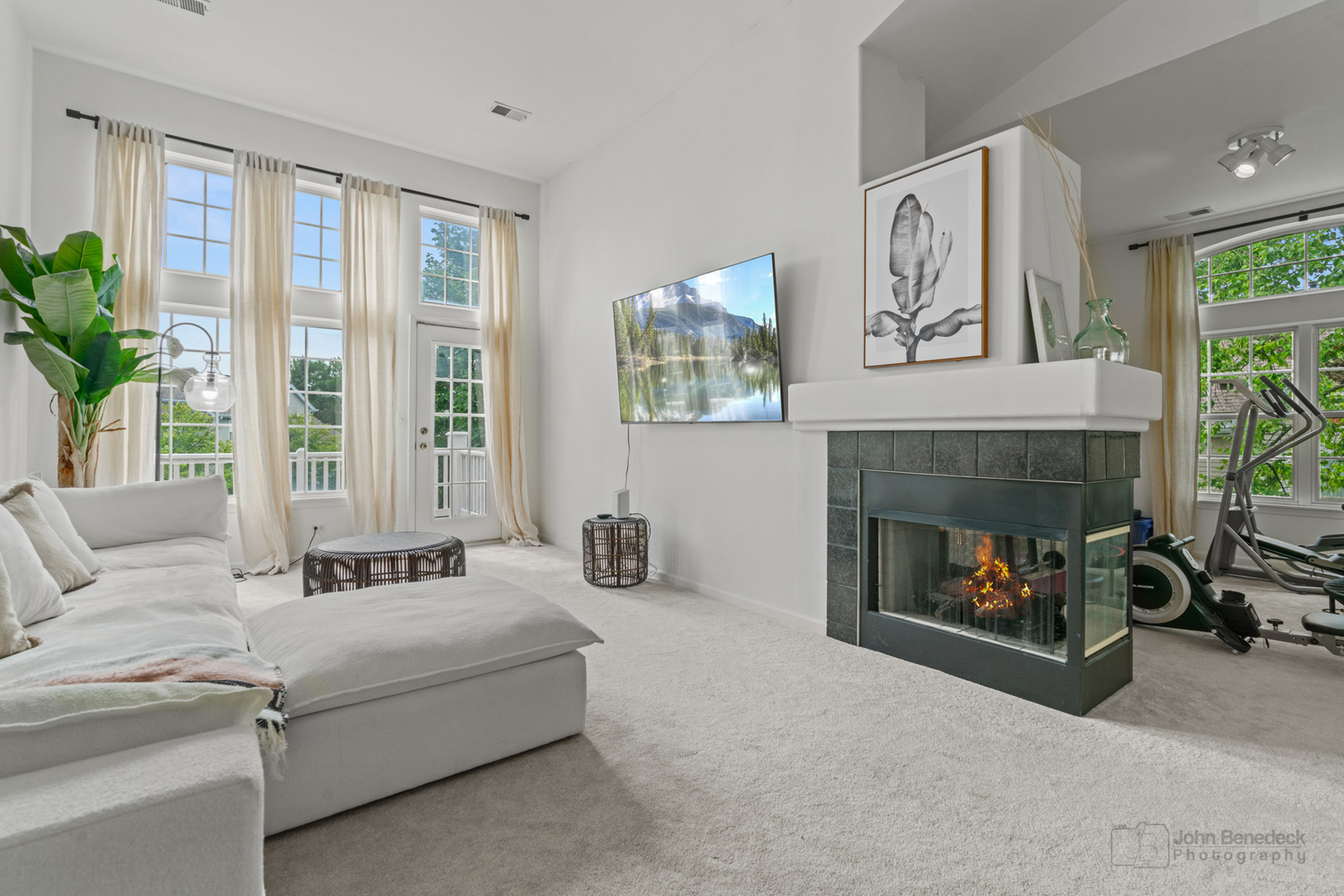 2038 Cambria Court