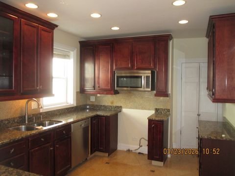 Tiny photo for 914 Jackson Avenue, River Forest, IL 60305 (MLS # 12610643)