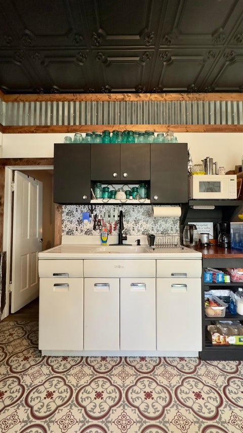 Tiny photo for 308 E Manila Street E, West Frankfort, IL 62896 (MLS # 100539073)