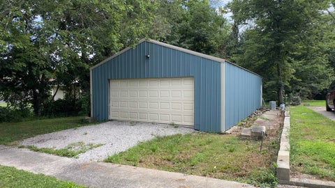 Tiny photo for 308 E Manila Street E, West Frankfort, IL 62896 (MLS # 100539073)