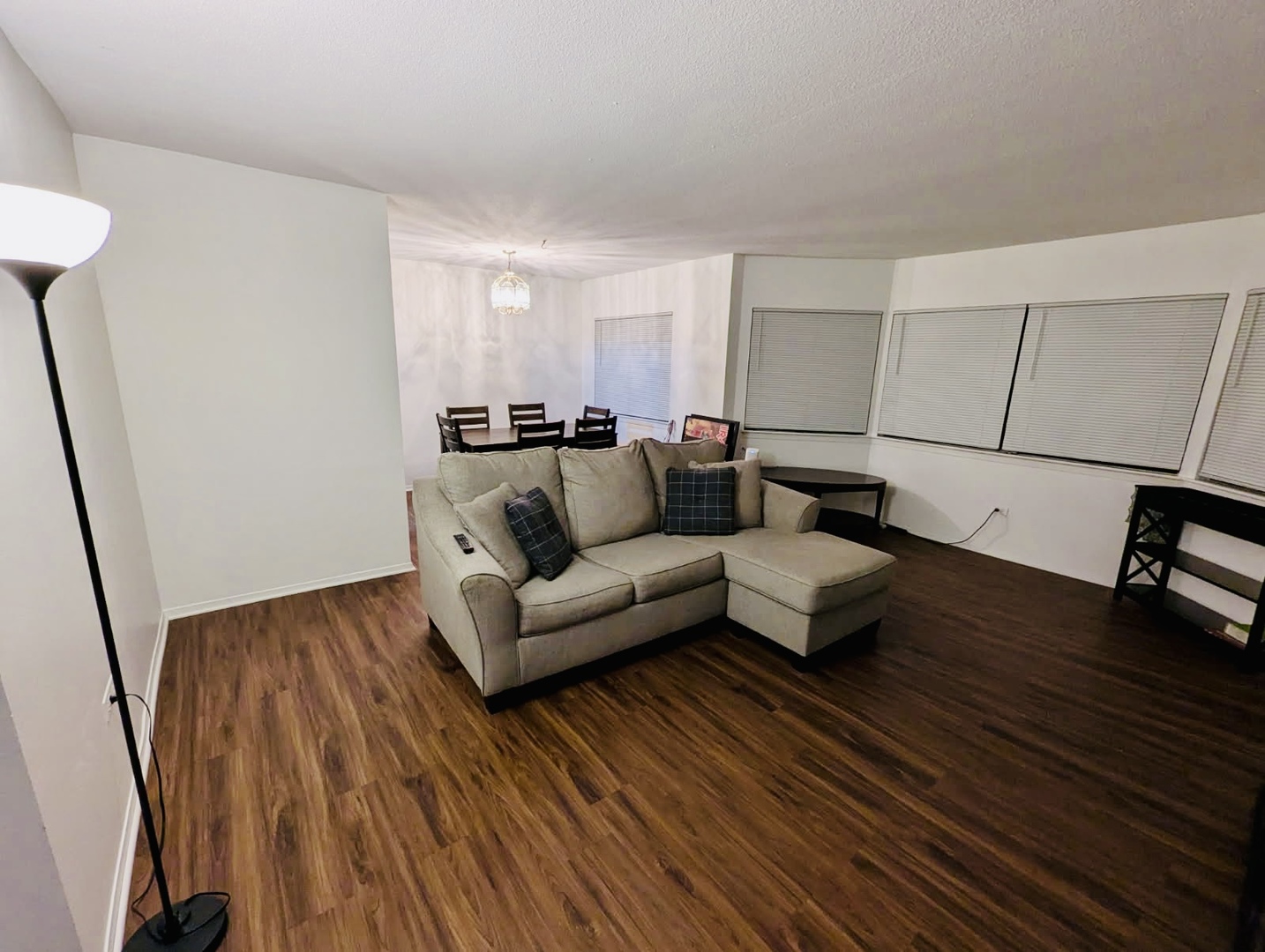 5500 Lincoln Avenue 407-W