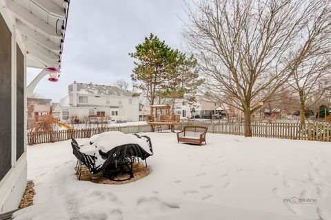 Tiny photo for 597 Treetop Lane, Gurnee, IL 60031 (MLS # 12560010)