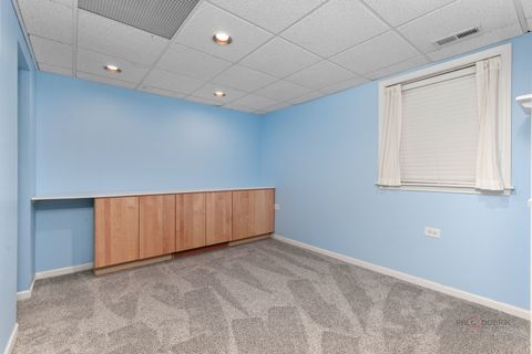 Tiny photo for 597 Treetop Lane, Gurnee, IL 60031 (MLS # 12560010)