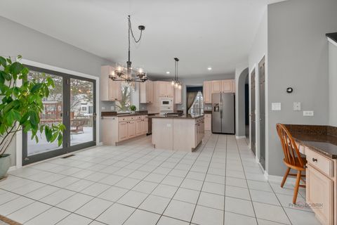 Tiny photo for 597 Treetop Lane, Gurnee, IL 60031 (MLS # 12560010)