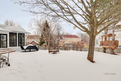 Tiny photo for 597 Treetop Lane, Gurnee, IL 60031 (MLS # 12560010)