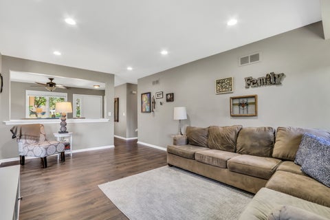 Tiny photo for 826 Shakespeare Drive #30, Grayslake, IL 60030 (MLS # 12706141)