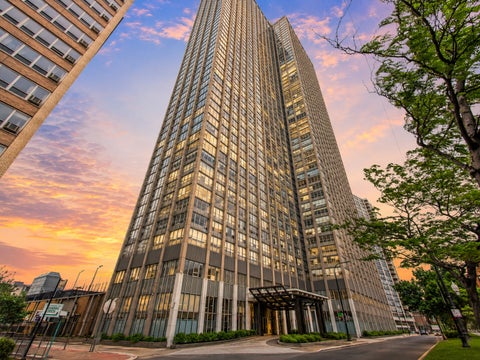 Photo of 655 W IRVING PARK Road #2716, Chicago, IL 60613 (MLS # 12679649)
