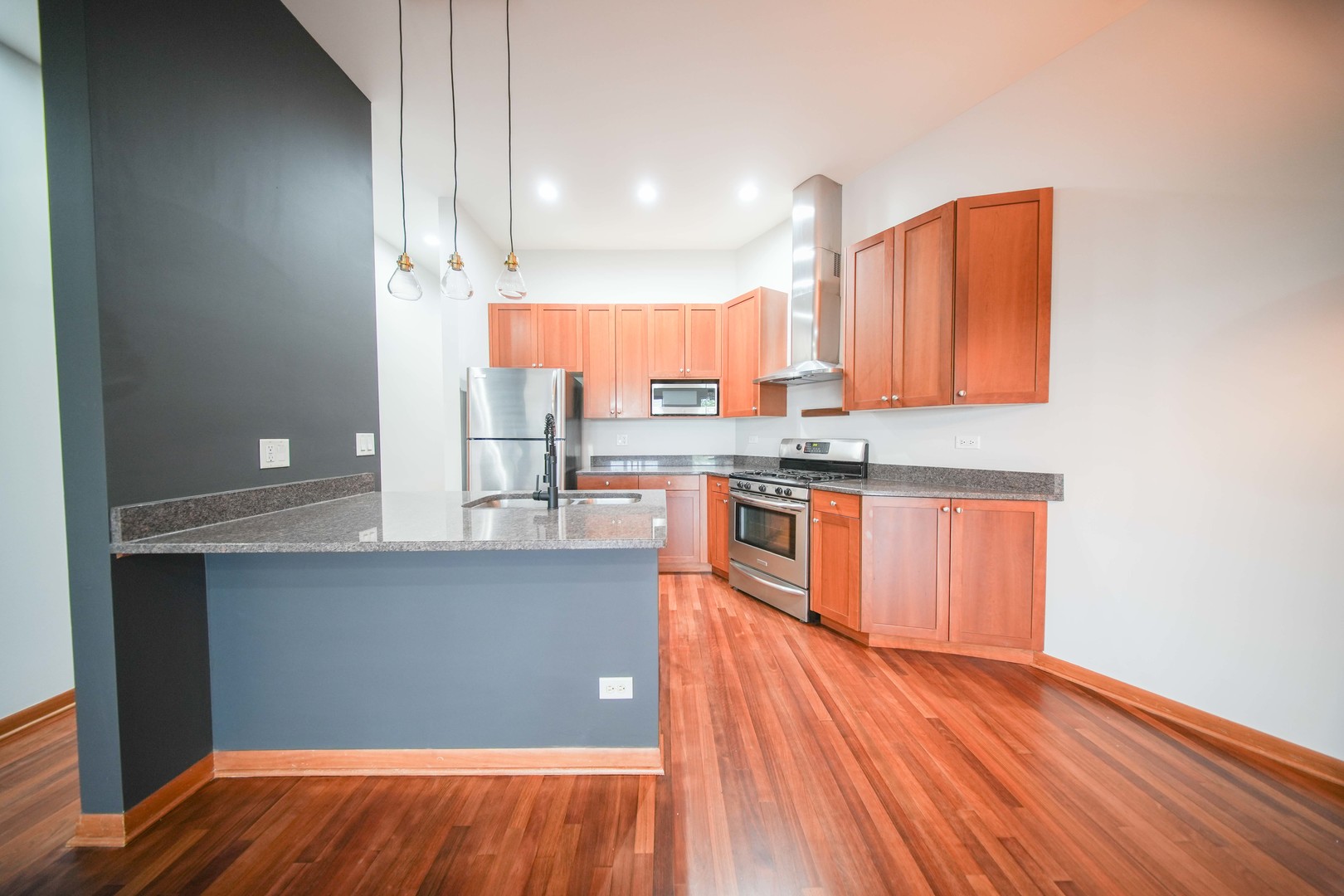 4770 N Manor Avenue 405
