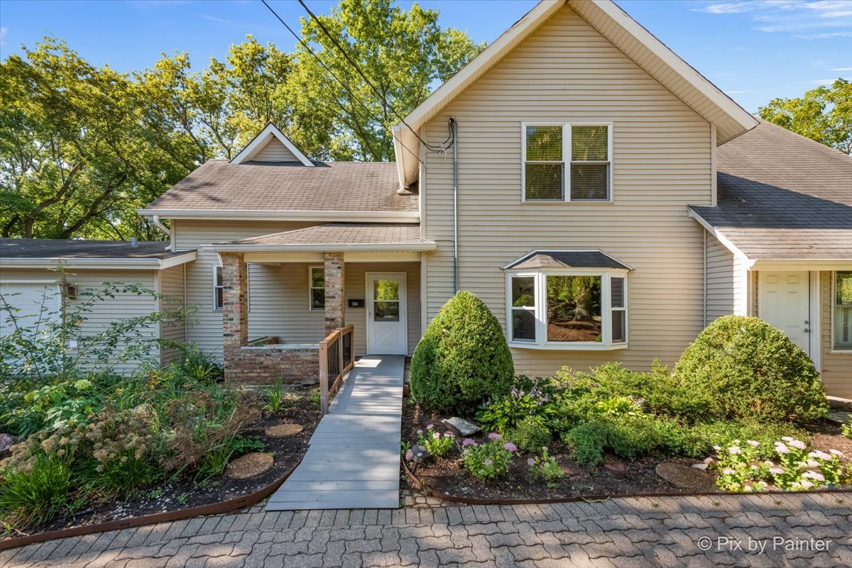 Indian Creek, Illinois 60061, United States, 4 Bedrooms Bedrooms, ,3 BathroomsBathrooms,Residential,Active,216926