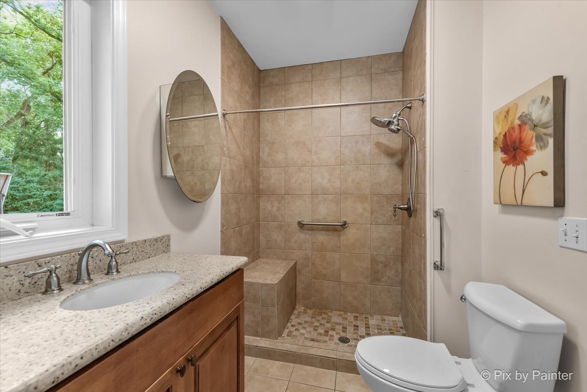 Indian Creek, Illinois 60061, United States, 4 Bedrooms Bedrooms, ,3 BathroomsBathrooms,Residential,Active,216926