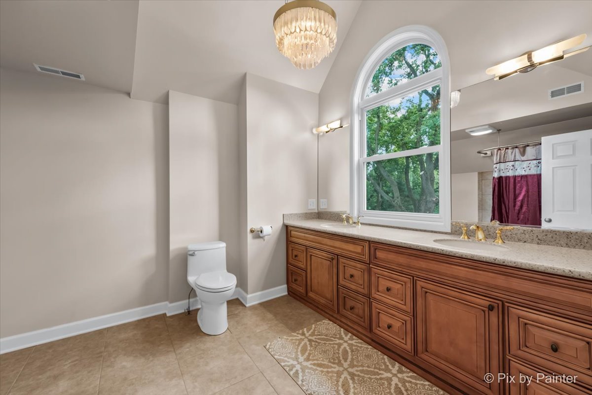 Indian Creek, Illinois 60061, United States, 4 Bedrooms Bedrooms, ,3 BathroomsBathrooms,Residential,Active,216926