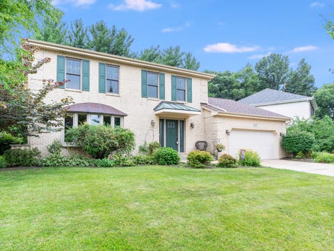 Photo of 2315 Ridgewood Road, Lisle, IL 60532 (MLS # 12711504)