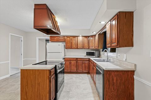 Tiny photo for 3248 Vista Drive, Danville, IL 61832 (MLS # 12588807)