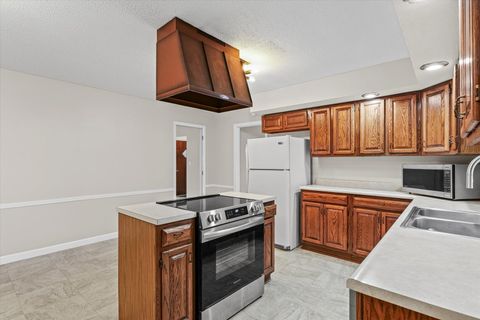 Tiny photo for 3248 Vista Drive, Danville, IL 61832 (MLS # 12588807)