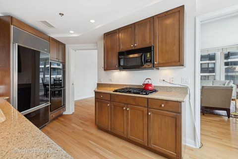 Tiny photo for 25 E Superior Street #2405, Chicago, IL 60611 (MLS # 12527765)