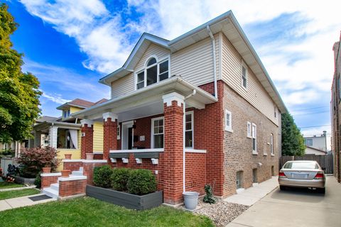 Tiny photo for 5221 W Cornelia Avenue, Chicago, IL 60641 (MLS # 12507248)