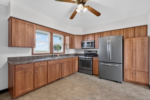 Tiny photo for 3560 E 14th Road, Ottawa, IL 61350 (MLS # 12741188)