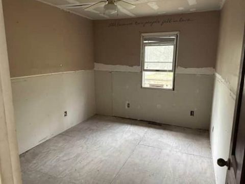 Tiny photo for 5801 Oakcrest Road, Springfield, IL 62707 (MLS # 12618851)