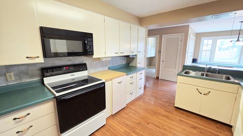 Tiny photo for 630 Short Street, Centralia, IL 62801 (MLS # 12585237)