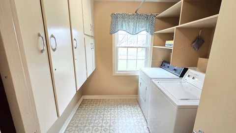 Tiny photo for 630 Short Street, Centralia, IL 62801 (MLS # 12585237)