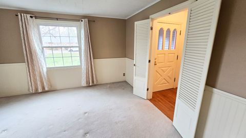 Tiny photo for 630 Short Street, Centralia, IL 62801 (MLS # 12585237)